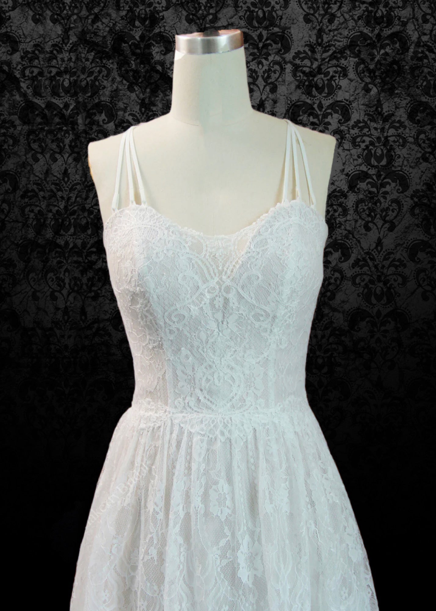 Boho Elegant Lace Spaghetti Straps Simple Wedding Dress Plus Size