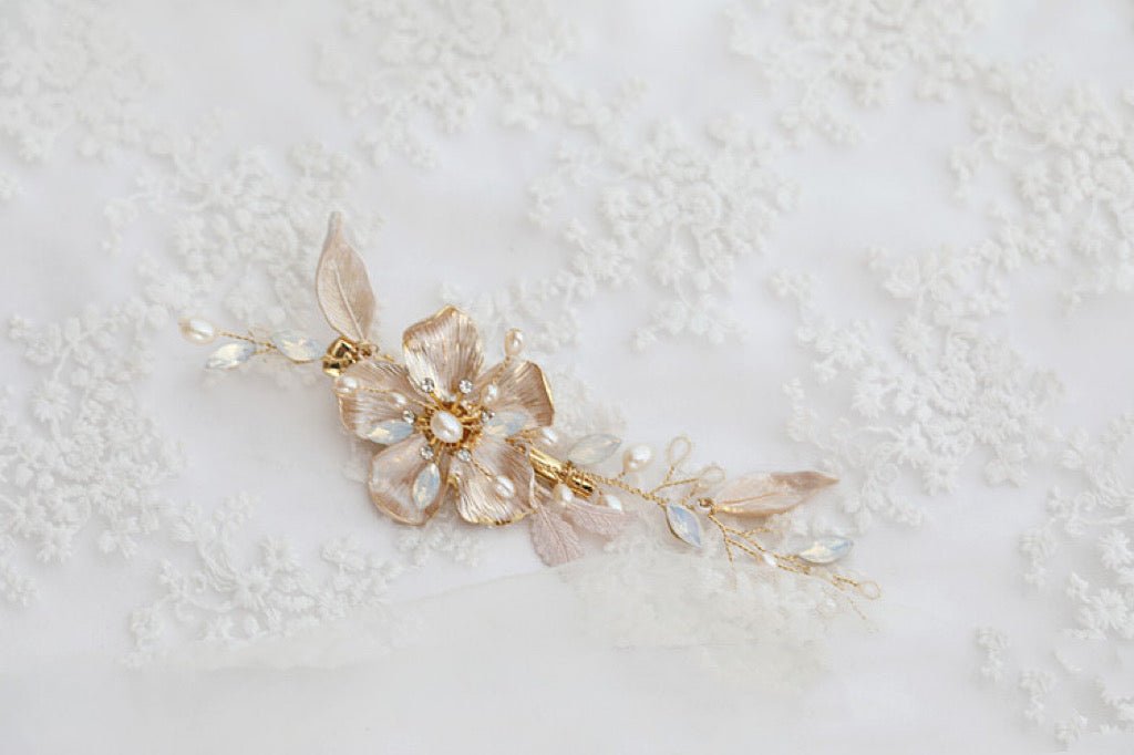 Bridal Beadpiece Floral And Leaf Pearl Protein Stone Hair Clip