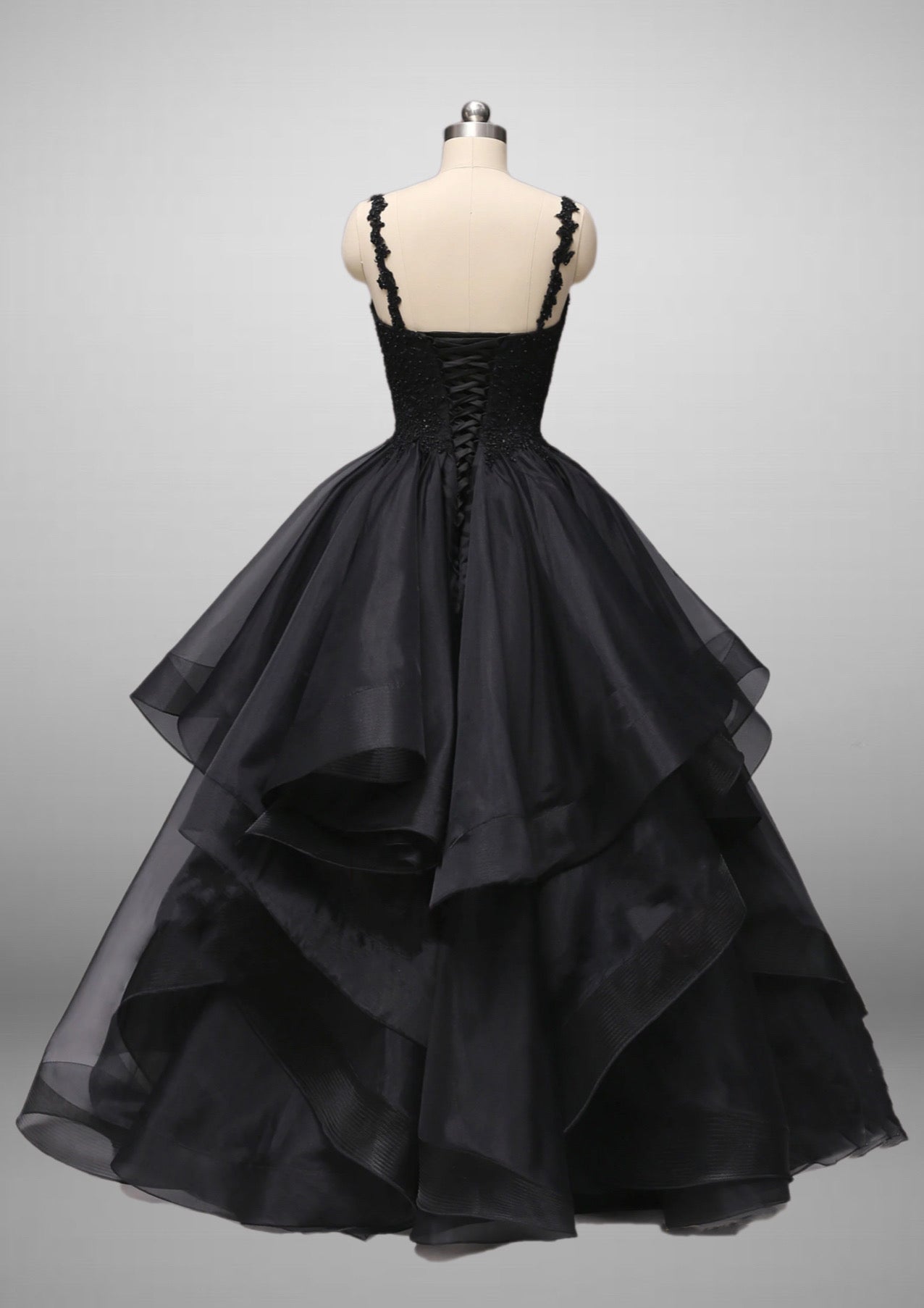 Classic Gothic Black Lace Embroidered A-Line Formal Dress With Ruffle Skirt Spaghetti Straps Plus Size