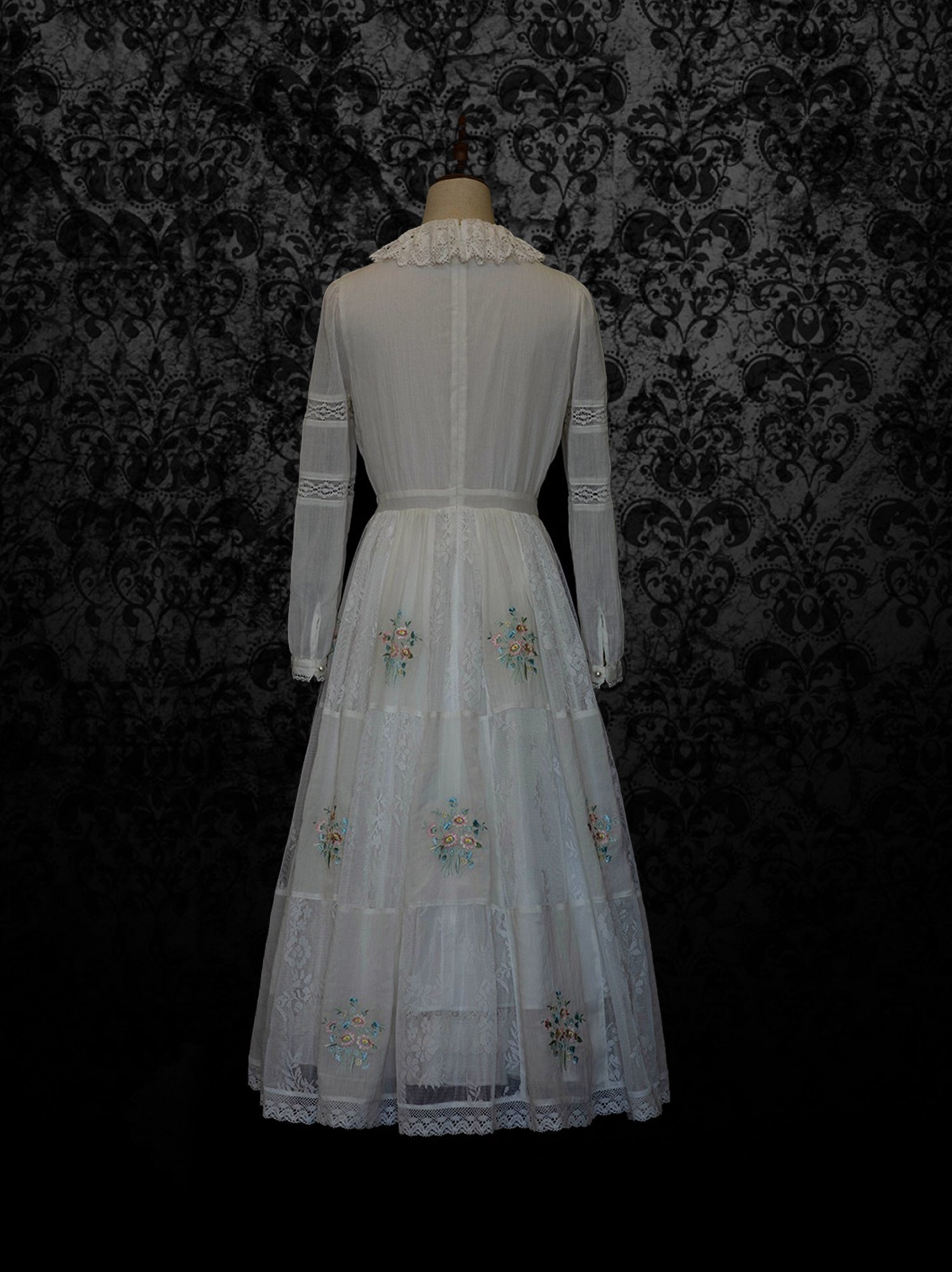 Gunne Sax Style Embroidery White Cotton Dress WIth Long Sleeve - 1980s Tea Dress