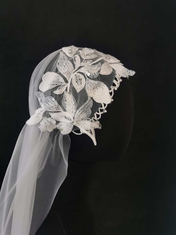 Vintage Inspired Bridal Veil Headpieces With Beads Lace