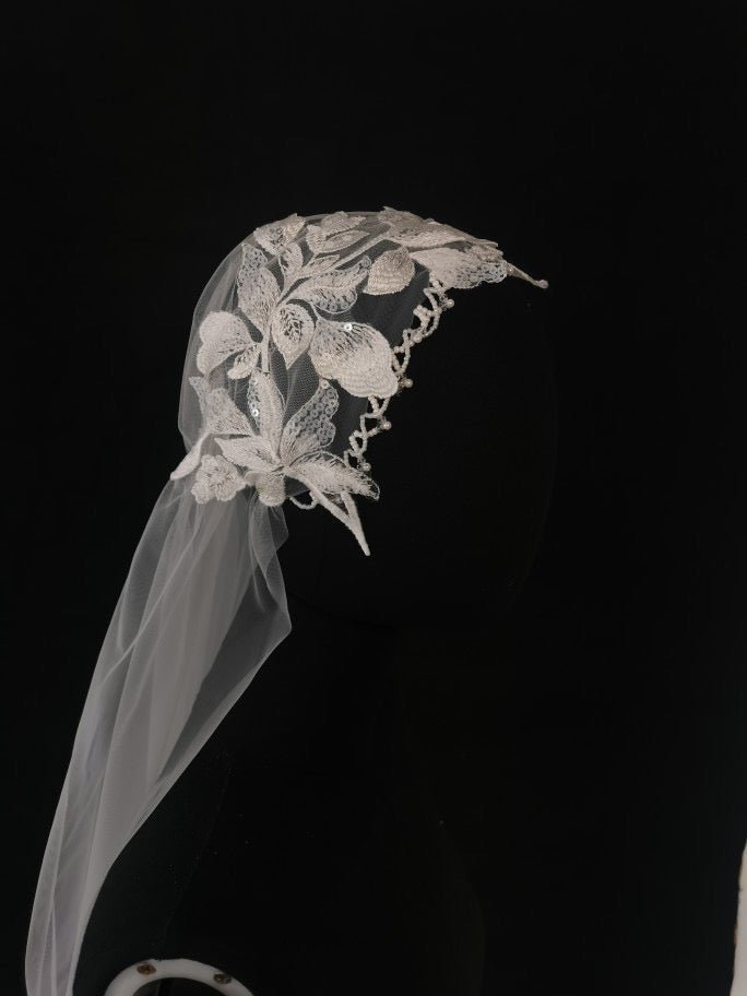 Vintage Inspired Bridal Veil Headpieces With Beads Lace