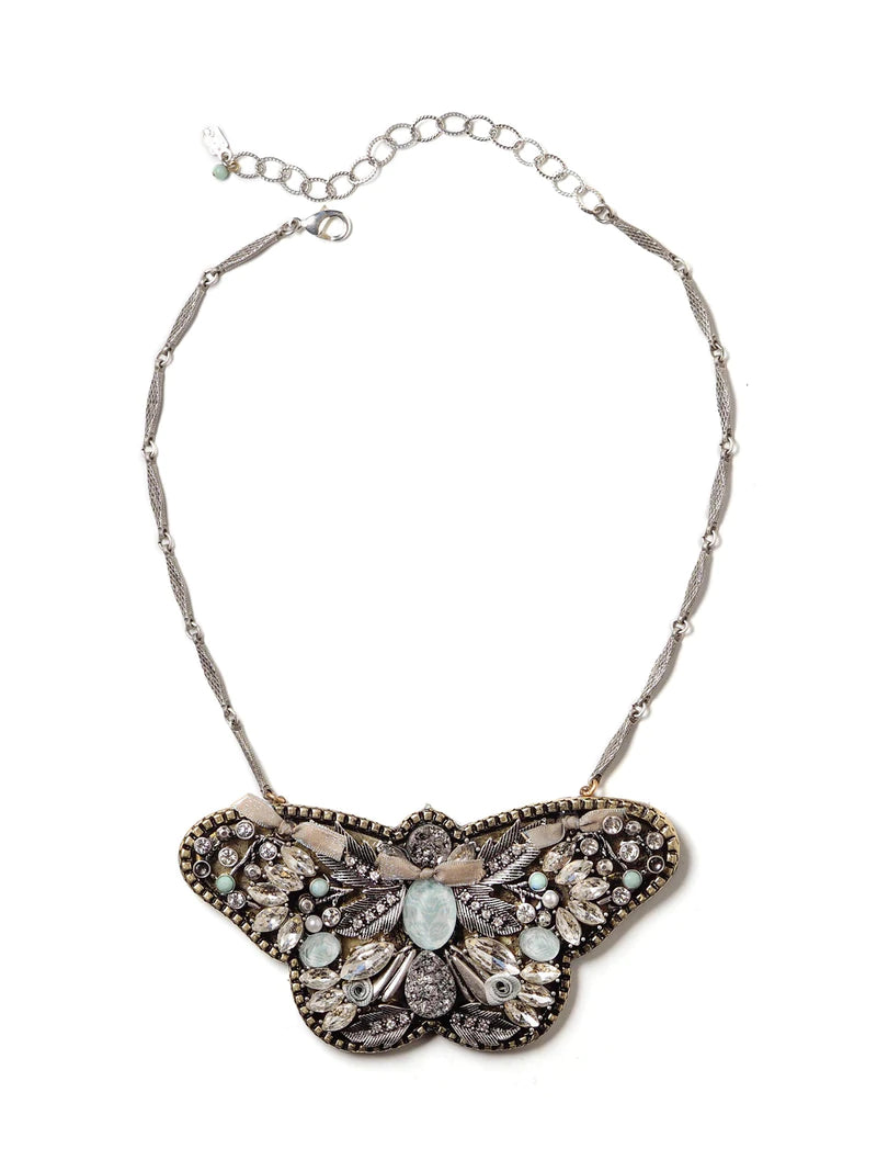 [PRE-ORDER] BUTTERFLY STATEMENT NECKLACE (Buy 2 Get 1 Free Mix & Match)