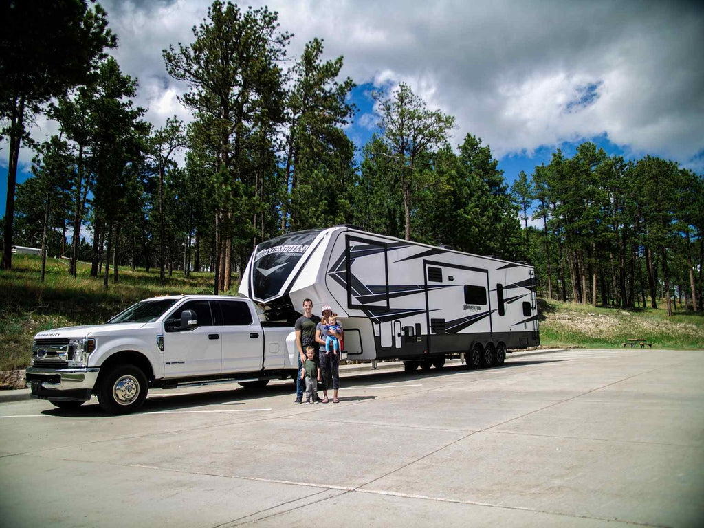 Fifth Wheels Classes of Motorhomes