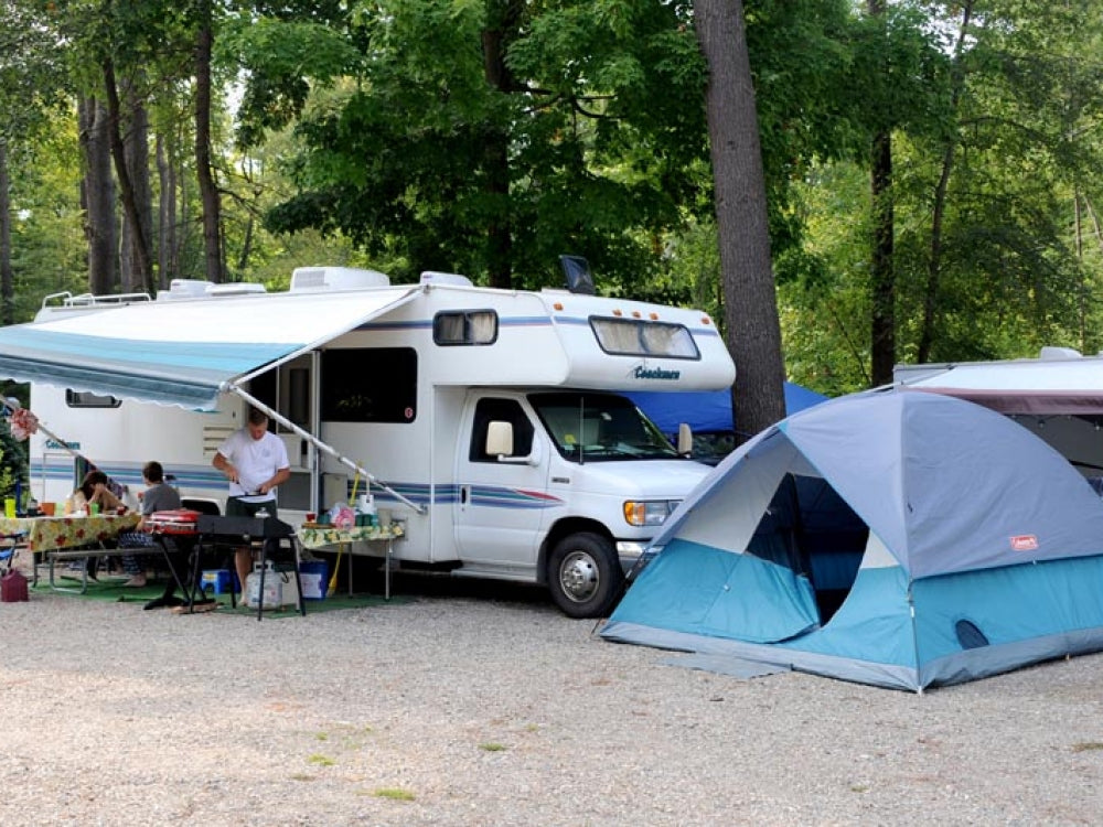Acevolt off grid solar system for rv camping