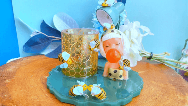 how to make resin bee phone stand