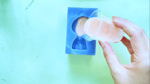 7.Tint Resin and Pour in the Fourth Mold