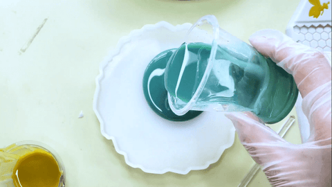 Tint Resin and Pour in the Third Mold