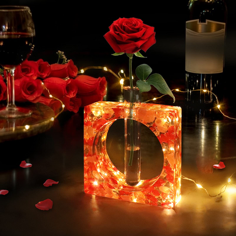 resin vase
