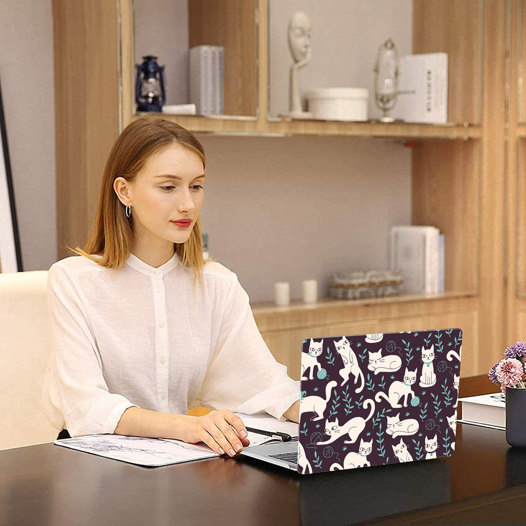 Lazy cat | Macbook case customizable