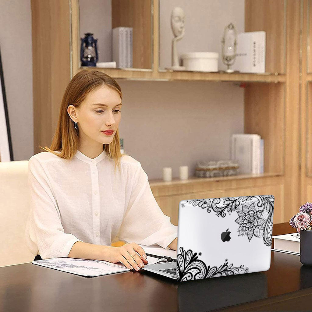 Black lace | Macbook case