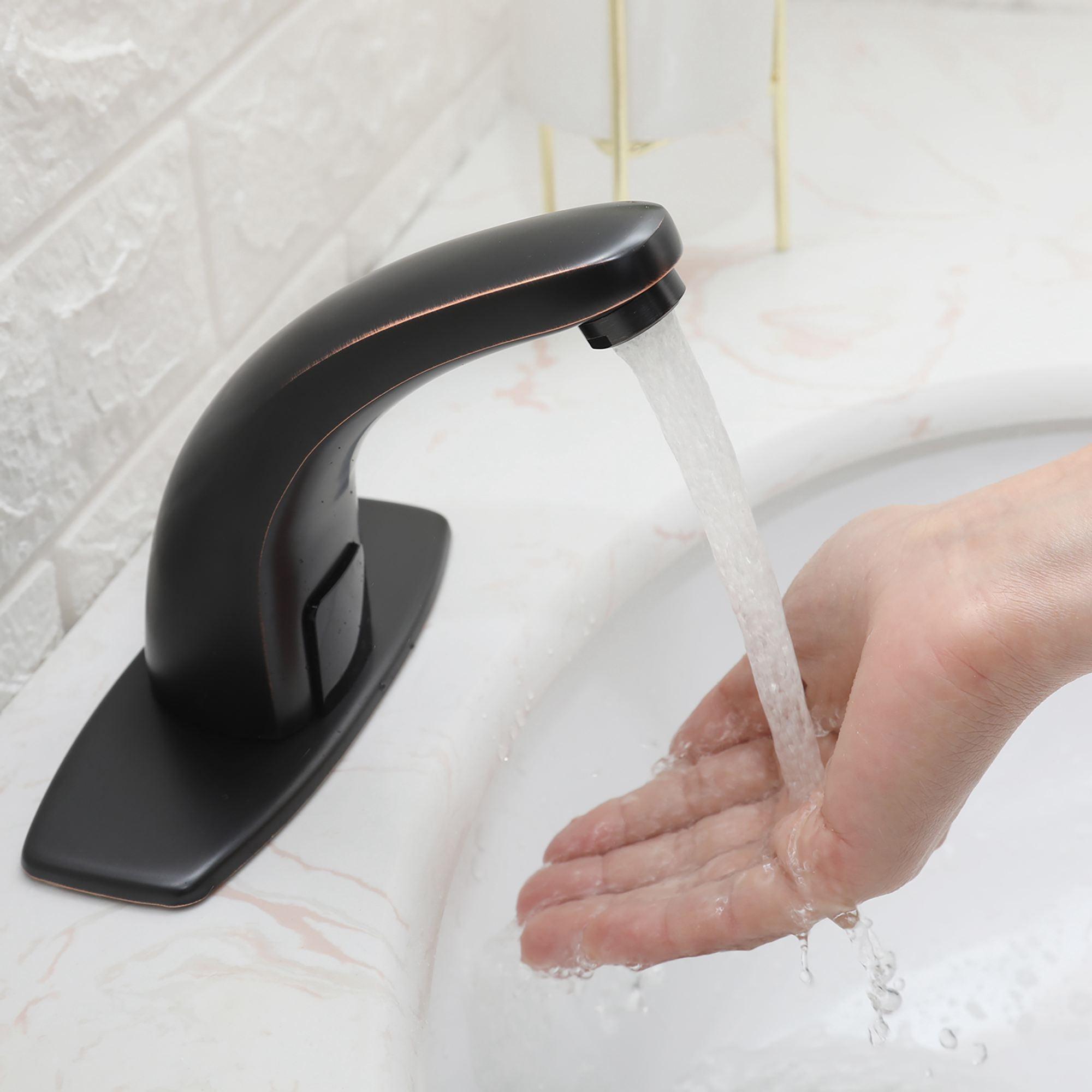 Single-Handle Single Hole Bathroom Vessel Sink Faucet
