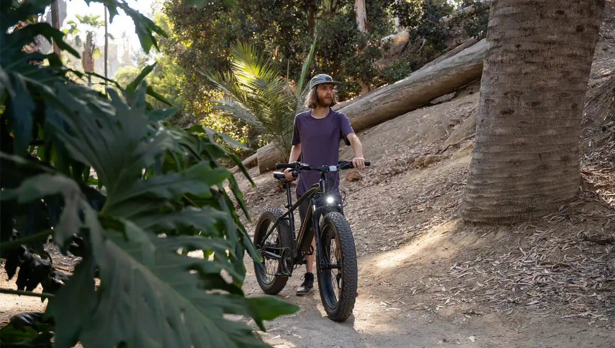 What Are Electric Bikes with Throttle and What Are Their Advantages?