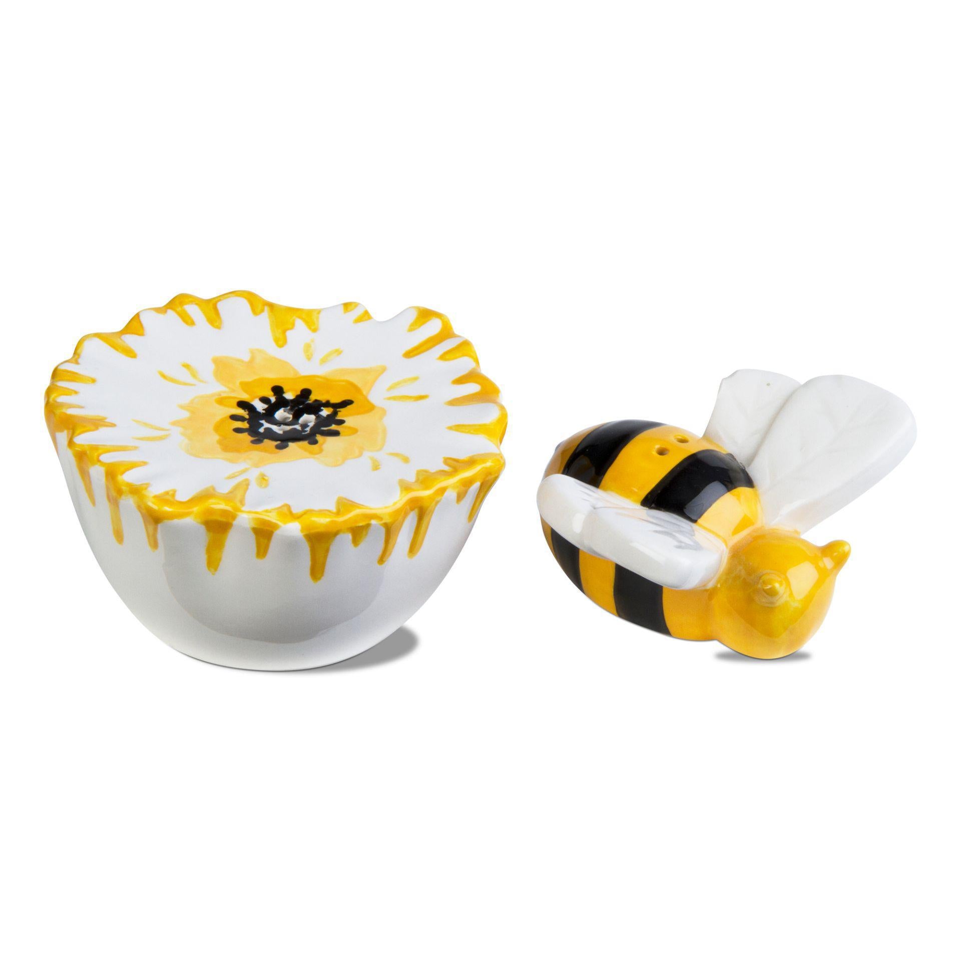 Flower and Bee Salt and Pepper Set