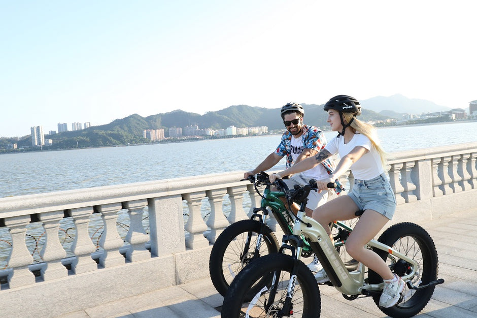 practical accessories you need in e-bike riding