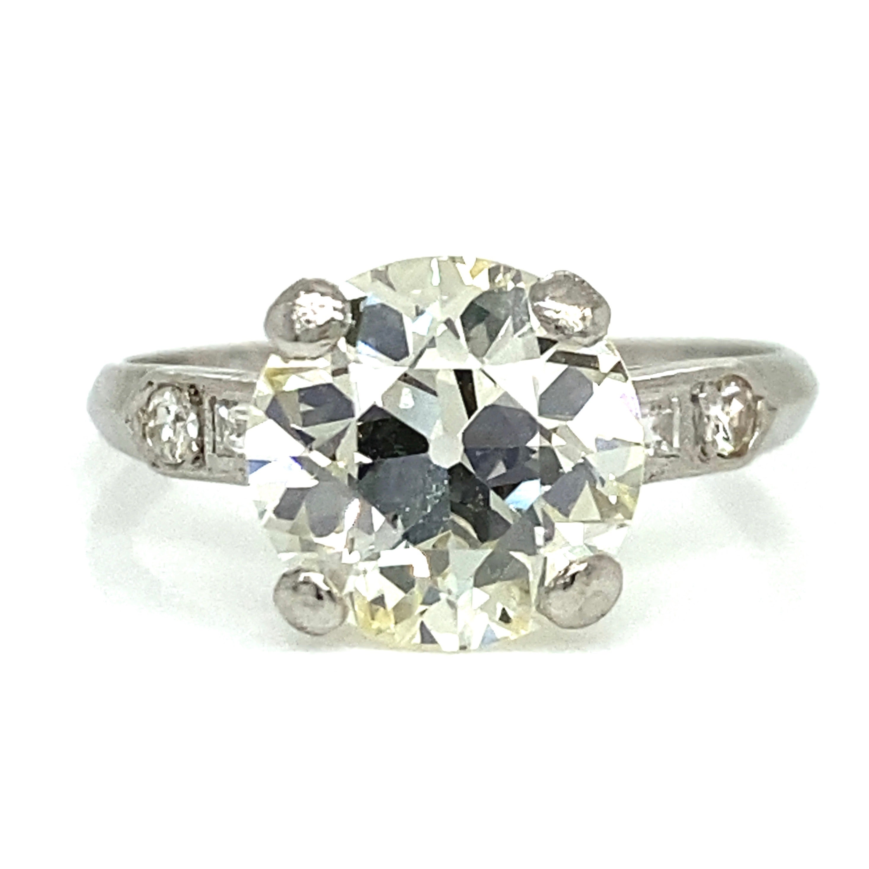 Art Deco 2.71 ct Old European Cut Diamond Ring set in Platinum