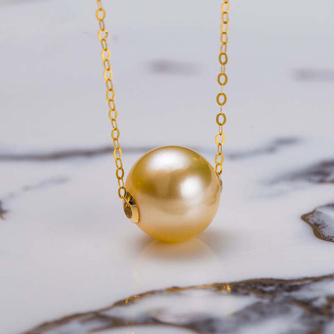 18k gold top pearl necklace