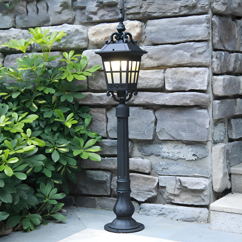 Outdoor Waterproof Aluminum Glass LED European Style Lawn Lamp Pathway Lights