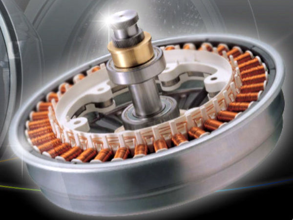 Permanent magnet brushless motor based on variable reluctance magnetic field adjustment mechanism