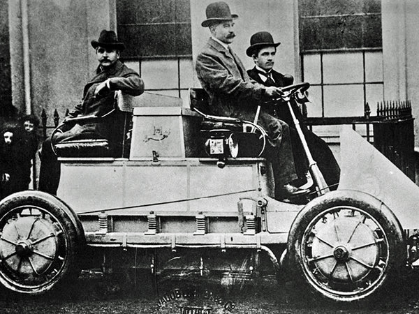 The world's first hybrid car