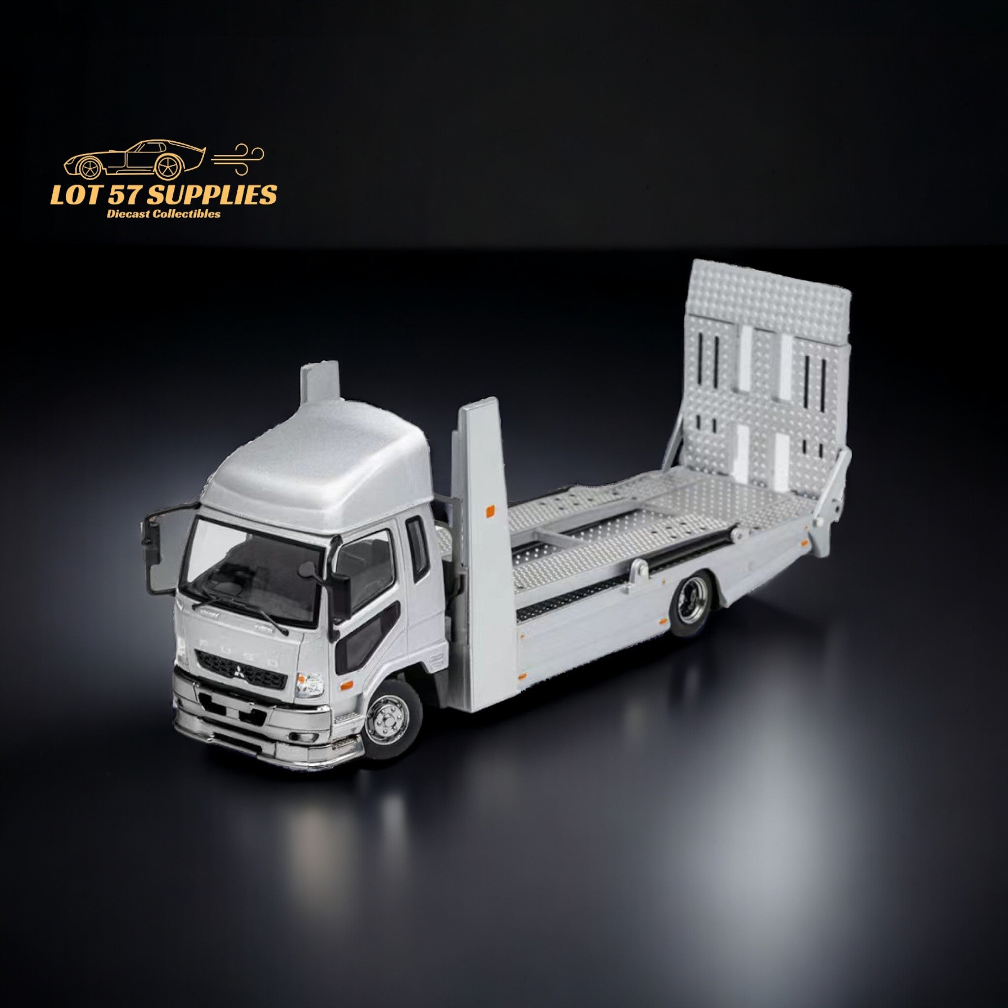 GCD Mitsubishi Fuso Fighter Double-Decker Transport Truck in Silver 1:64