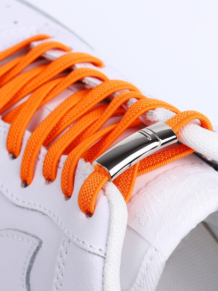 Magnetic Shoelaces