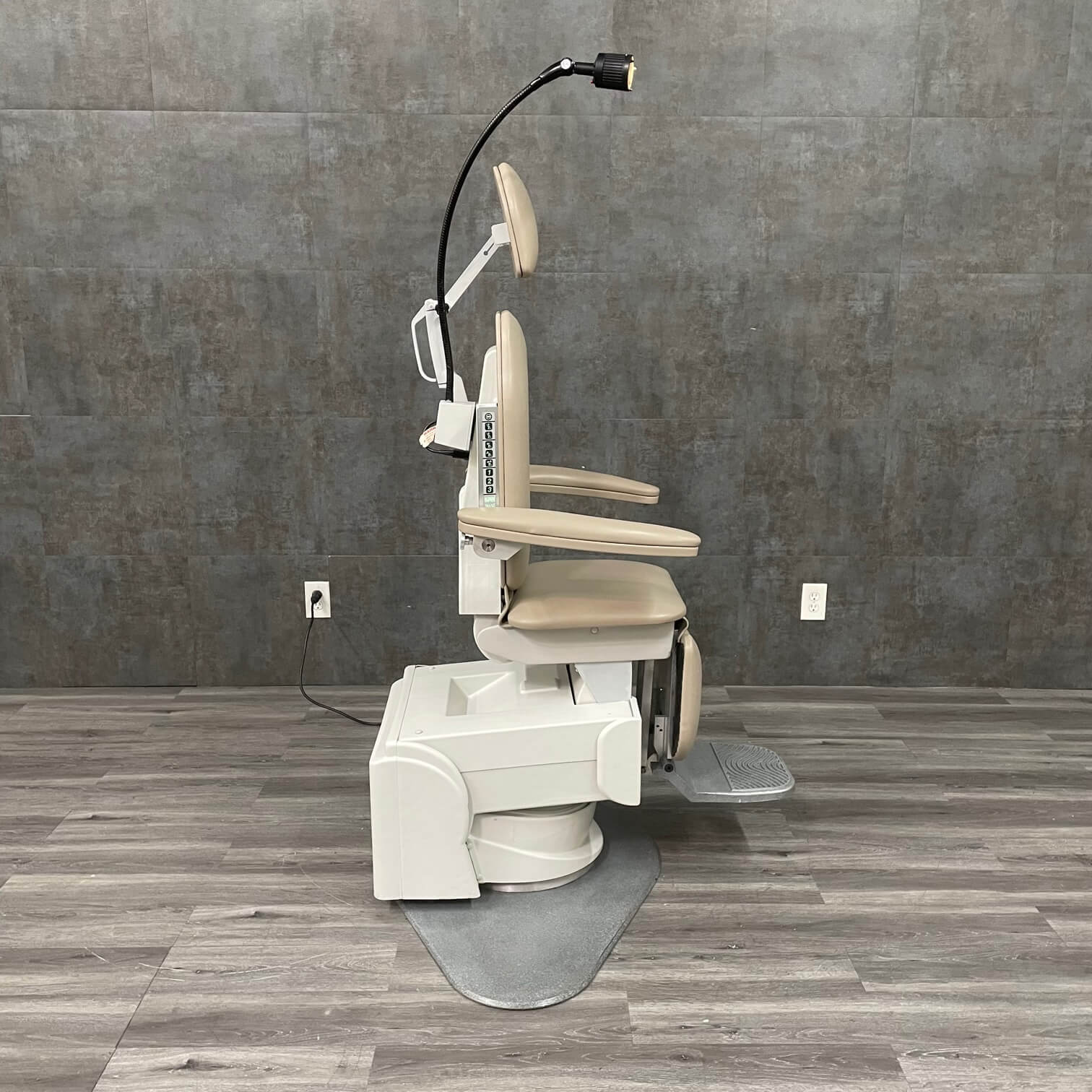 Global SMR MAXI 2700 Exam Chair