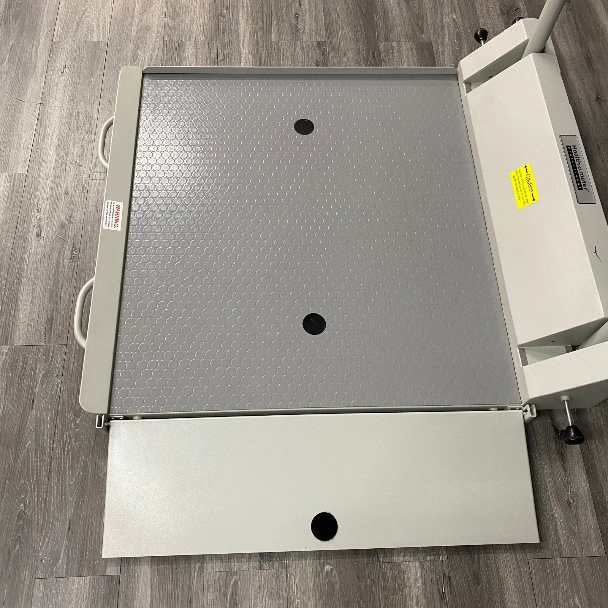 Health O Meter 2600KL Wheelchair Scale (Used)