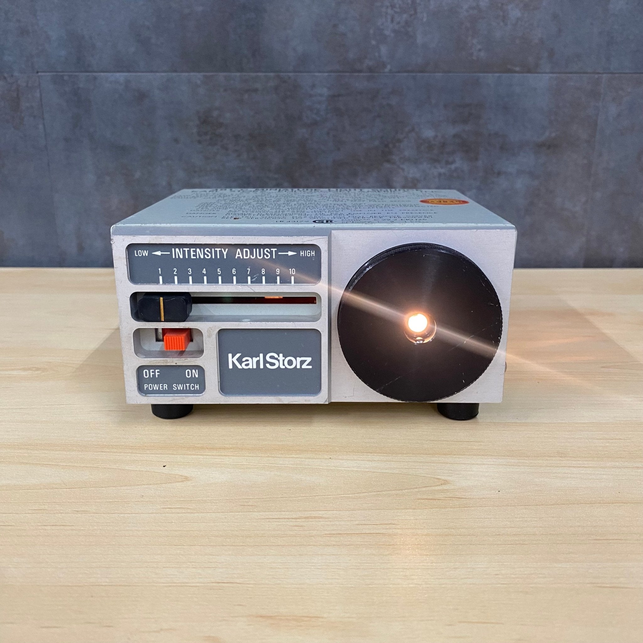 Karl Storz 481-C Miniature Light Source