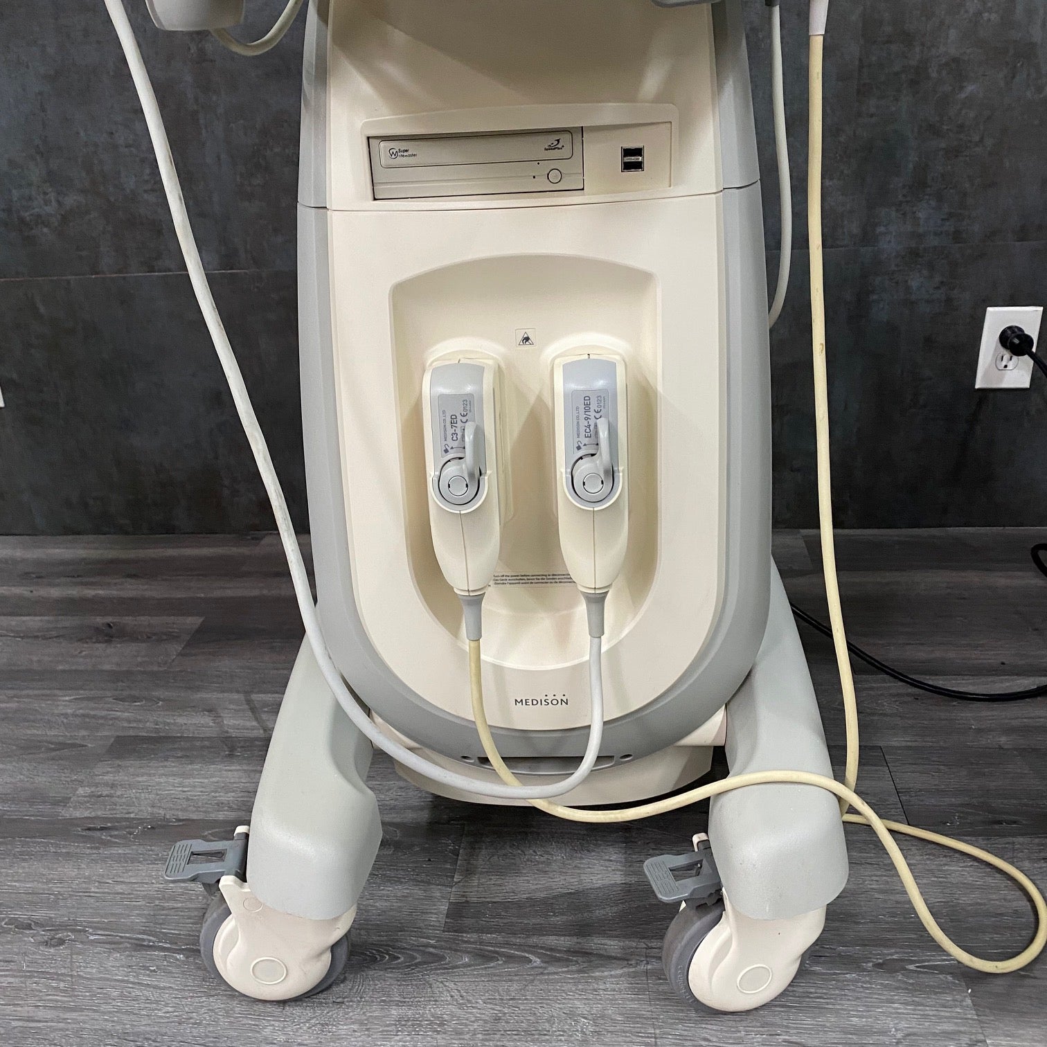Medison SonoAce X4 Ultrasound Unit