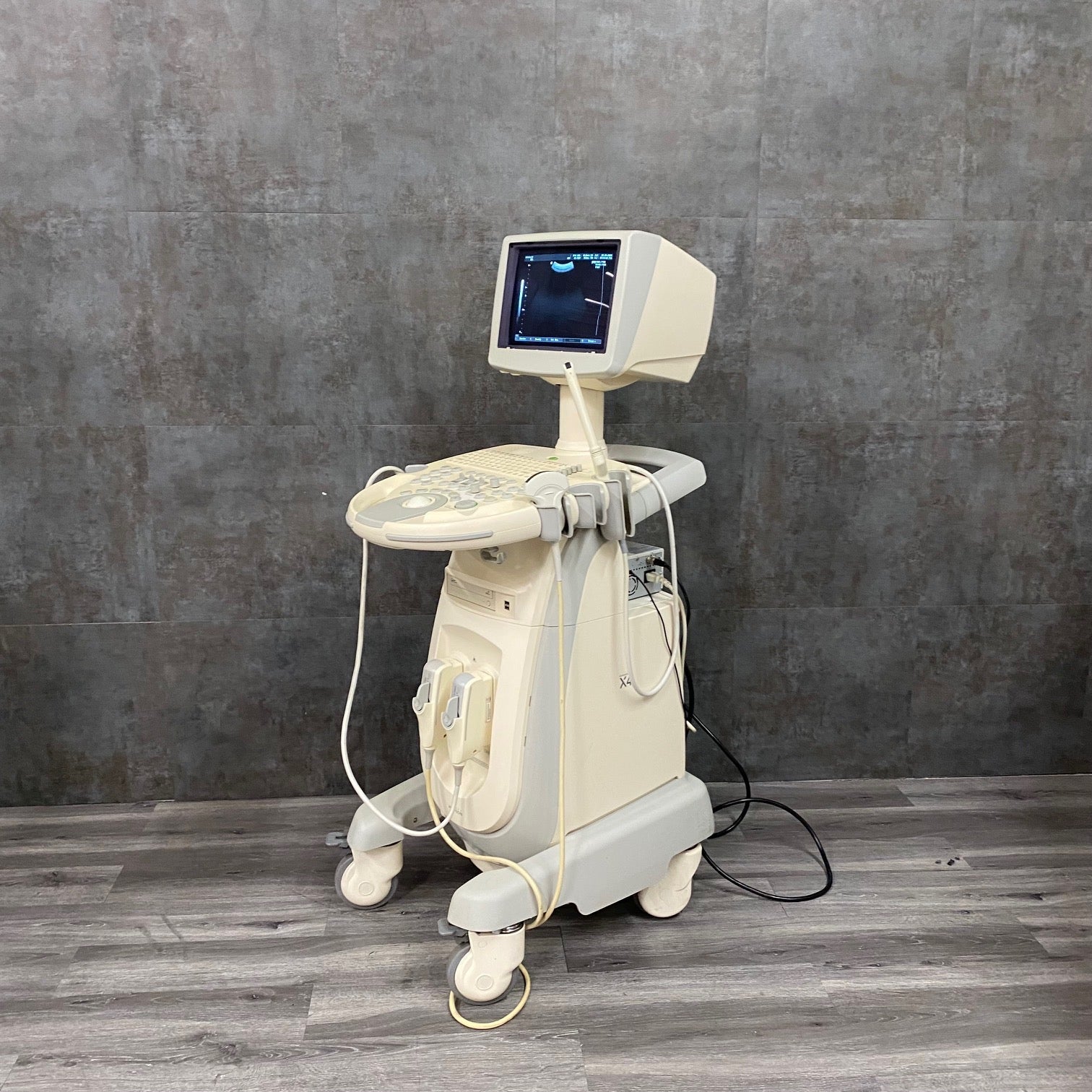 Medison SonoAce X4 Ultrasound Unit