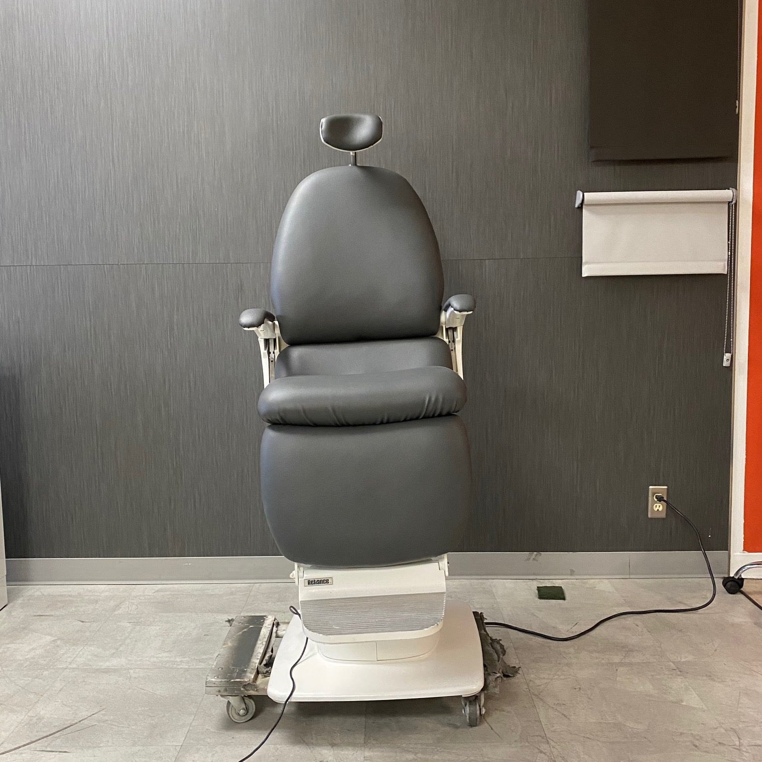 Reliance 920 FX Exam Chair