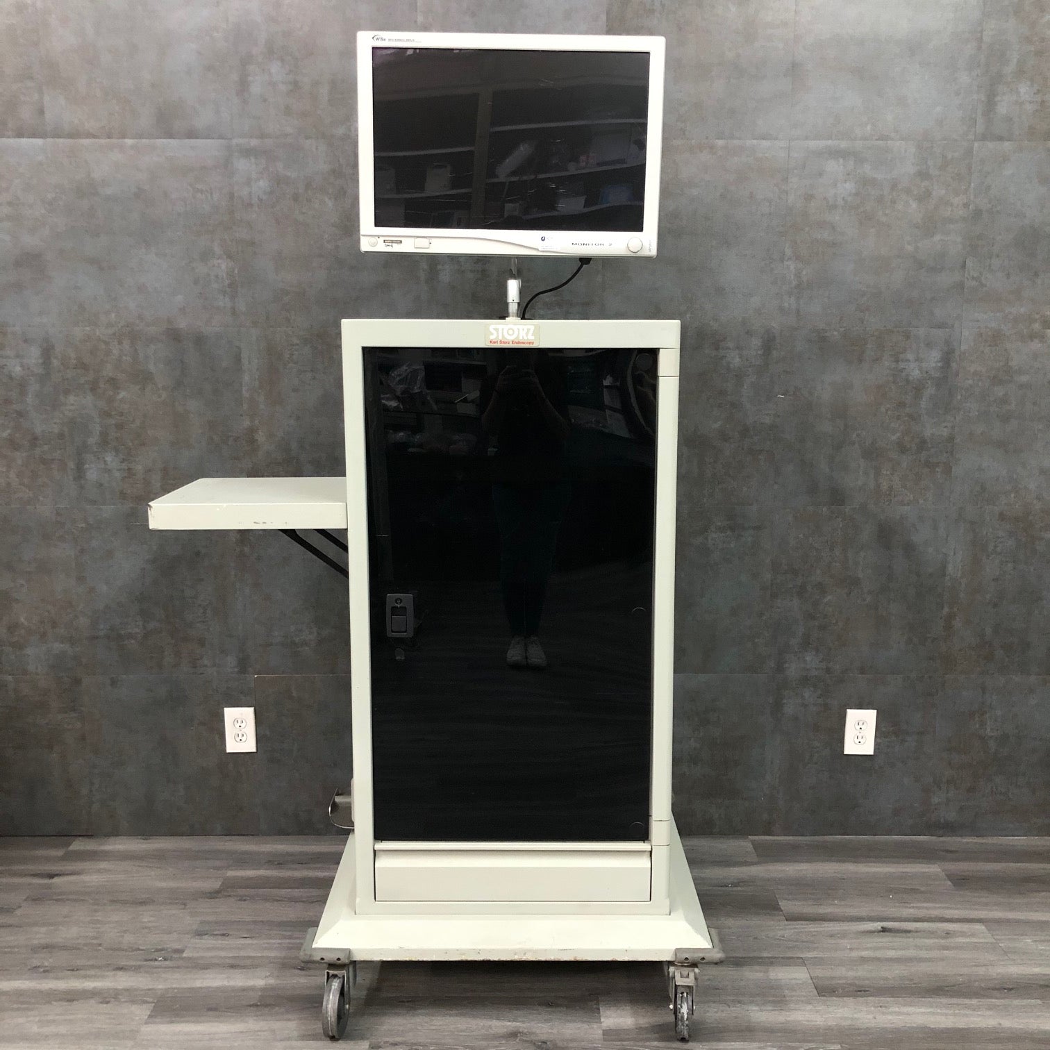 Storz Endoscopy Cart with Monitor