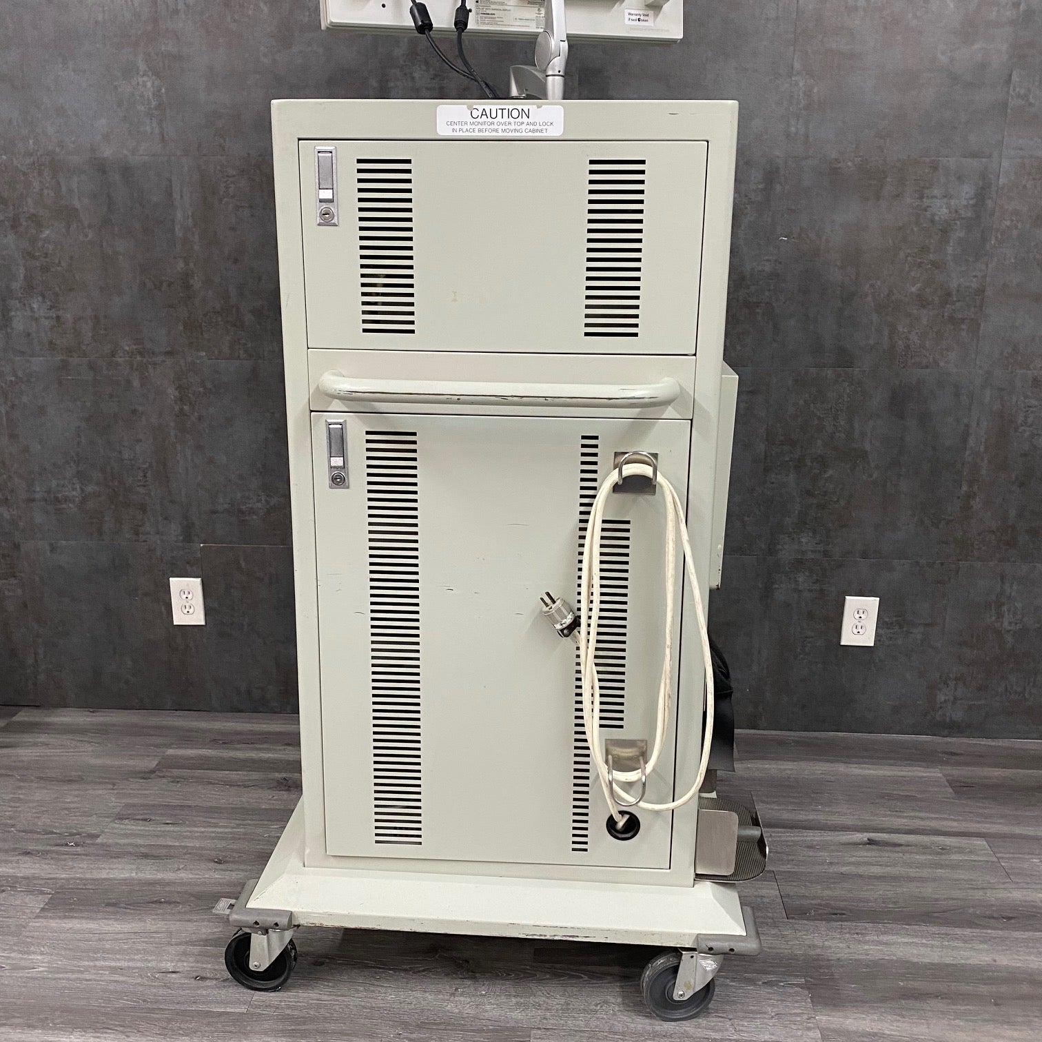 Storz Endoscopy Cart with Monitor