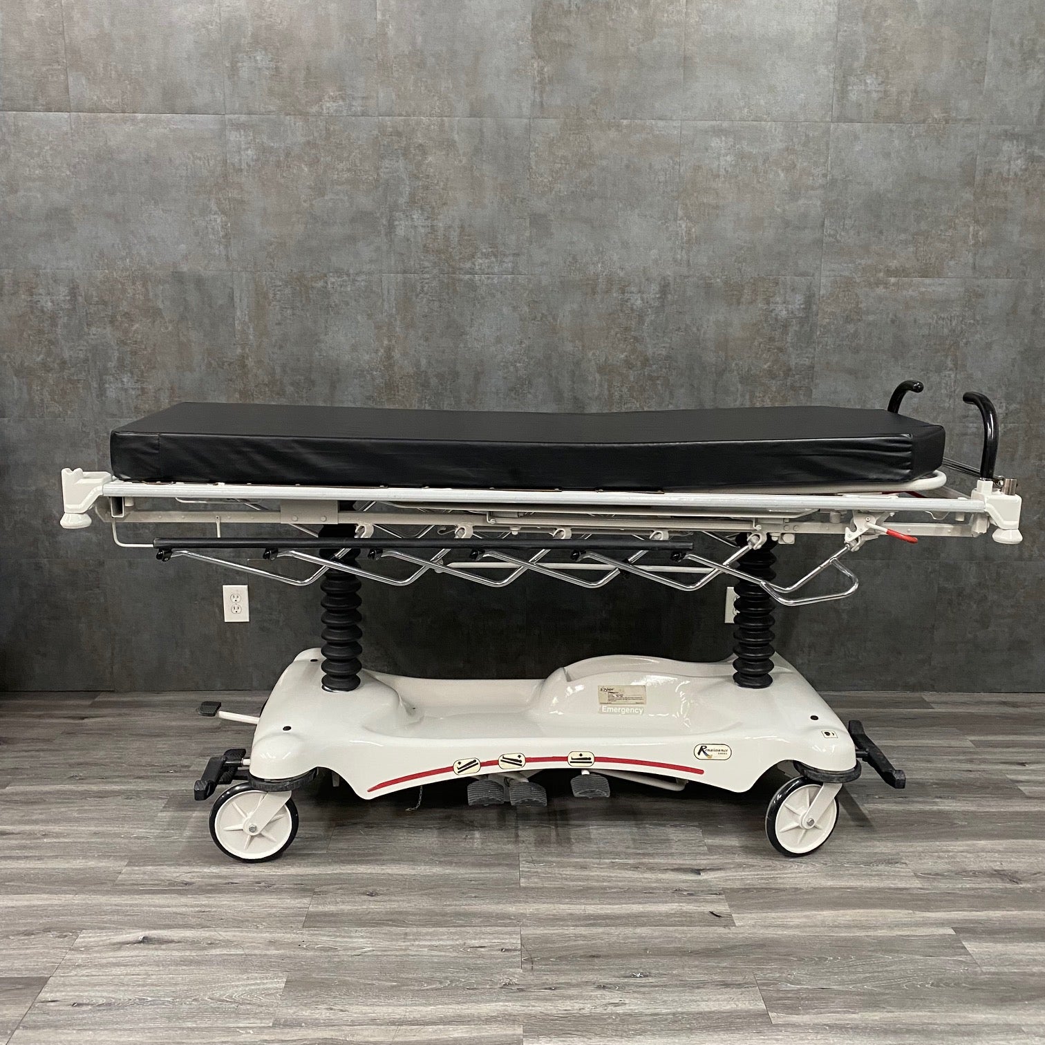 Stryker 1211 Renaissance Stretcher