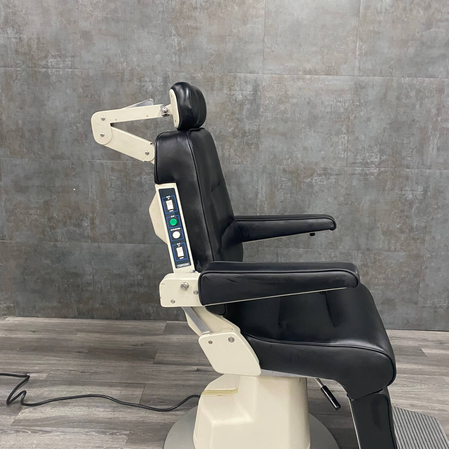 TopCon Chair and Stand