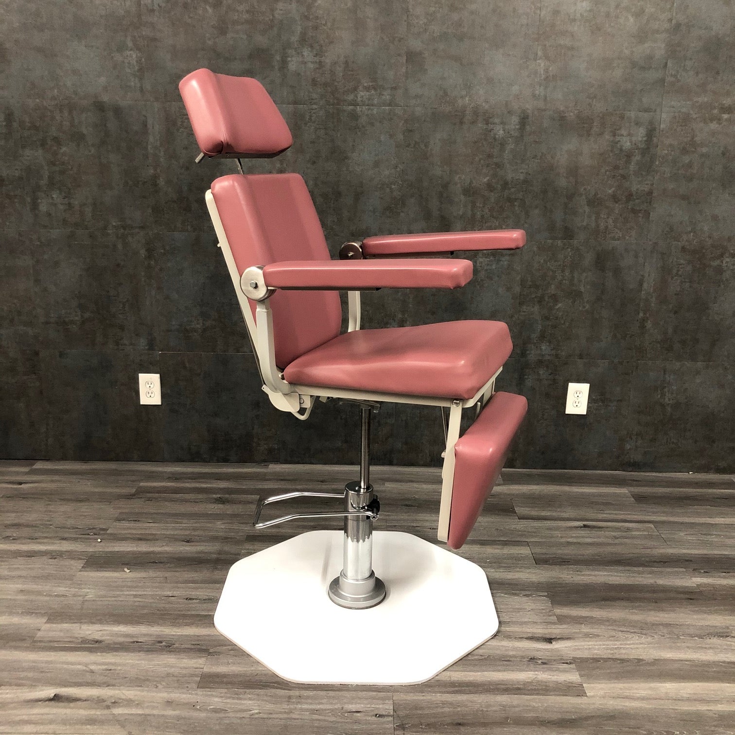 UMF 8612 ENT Exam Chair