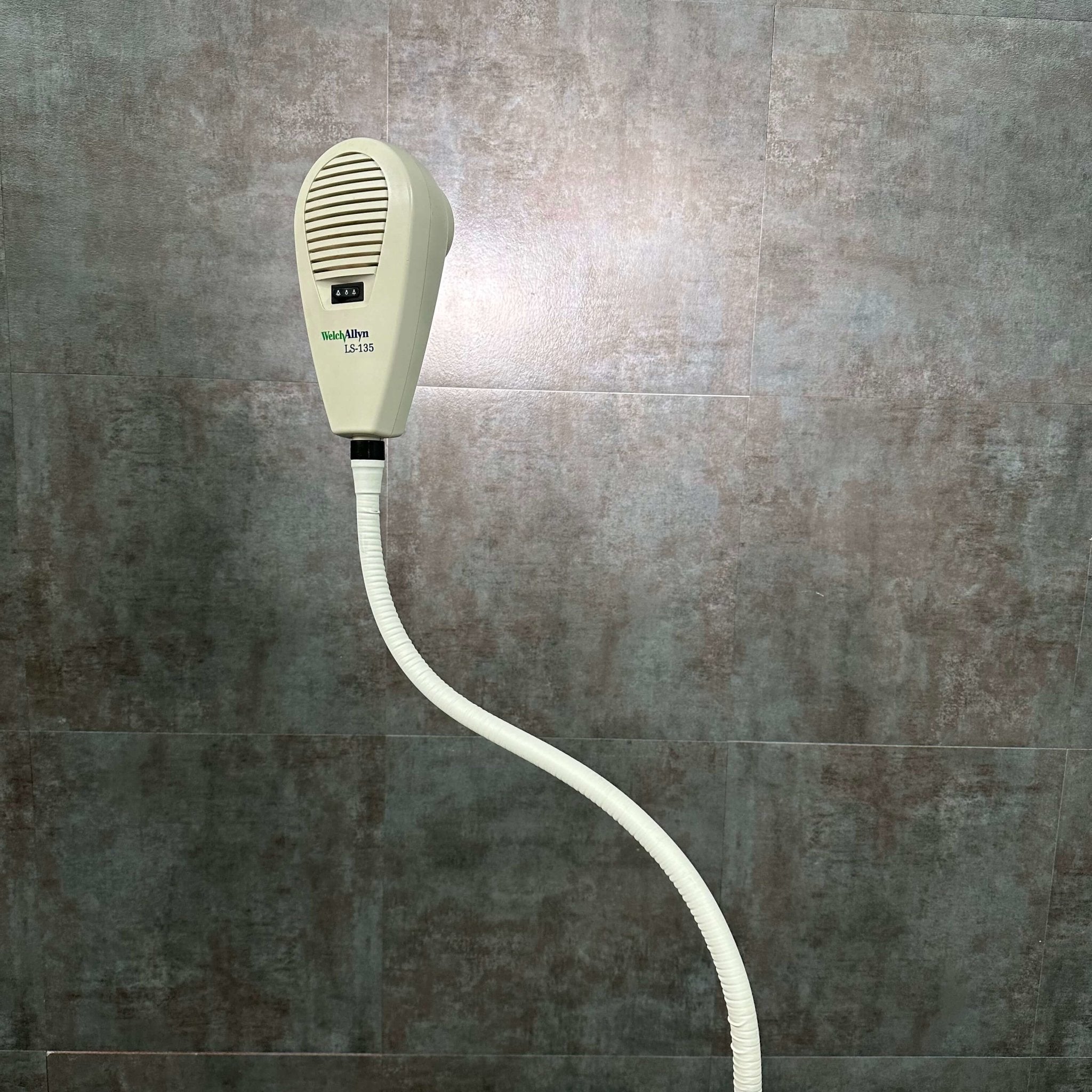 Welch Allyn LS 135 LED Examination Light