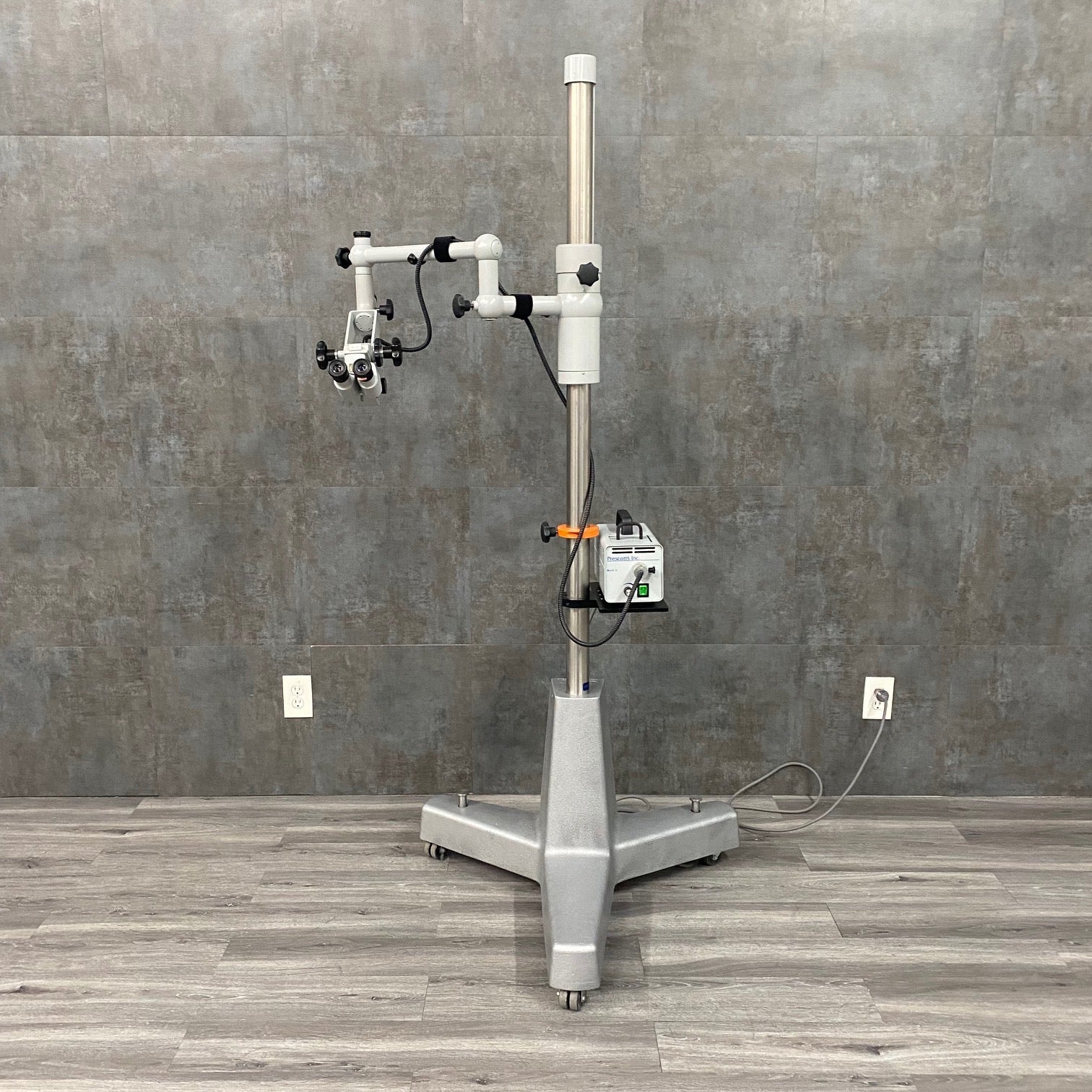 Zeiss OPMI IFC Surgical Microscope (Used)