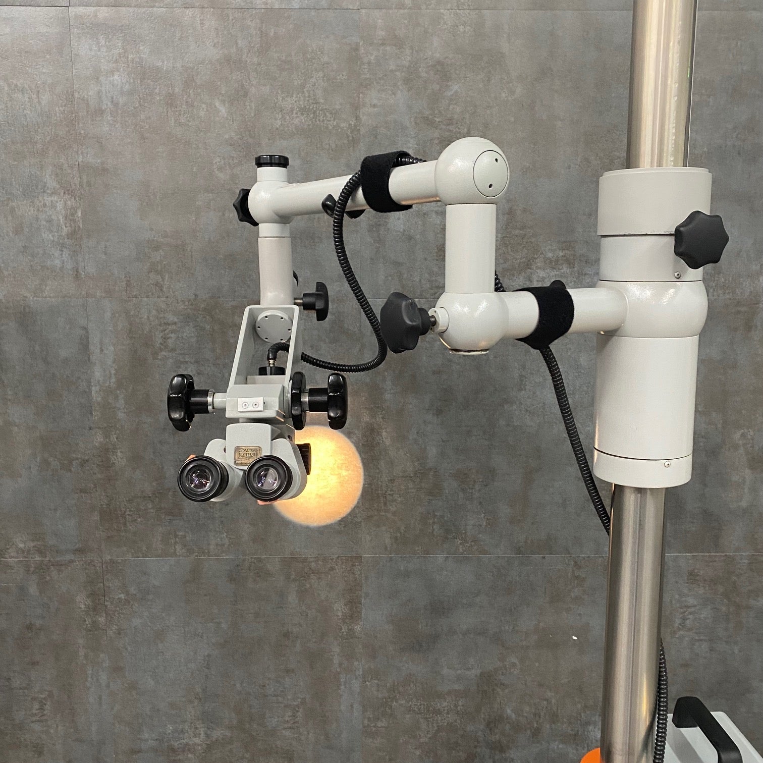 Zeiss OPMI IFC Surgical Microscope (Used)