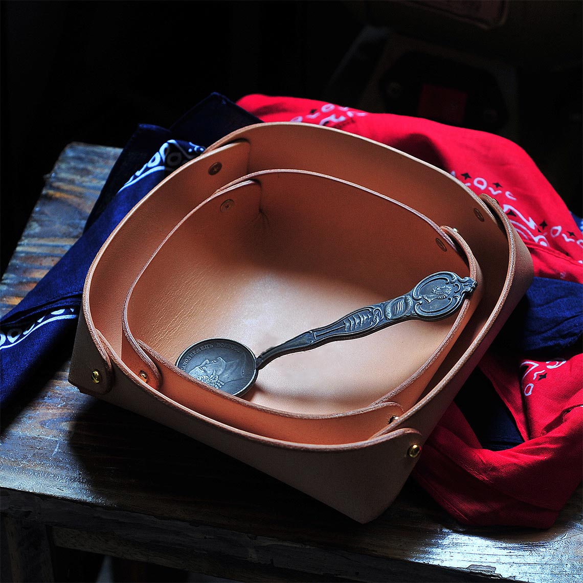 POPSEWING? Vegetable Tanned Leather Valet Tray