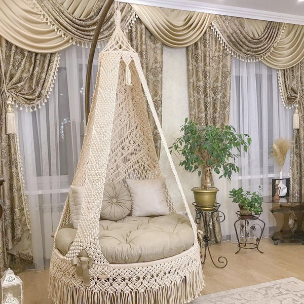 Macrame hanging chair 