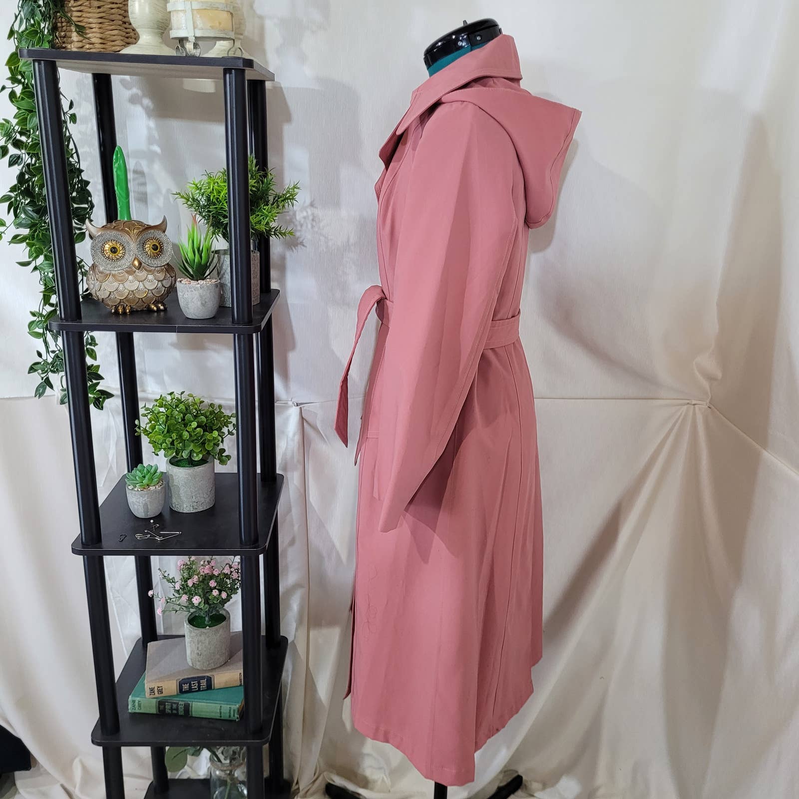 Vintage 1960s 1070s Betty Barclay Pink Trench Coat with Removable Hood - Medium