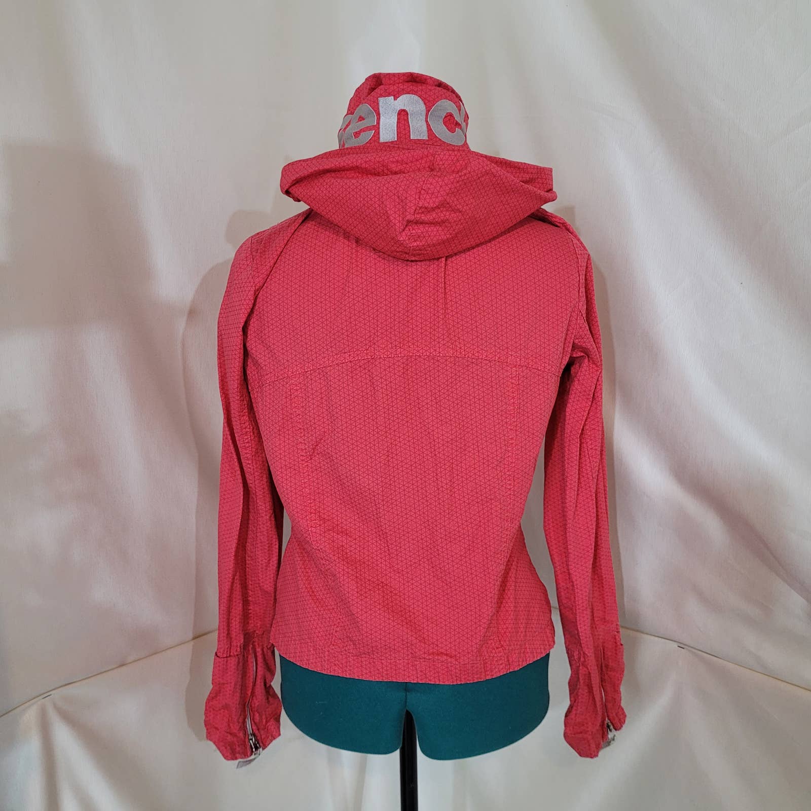 Bench Pink Zip Up Lightweight Jacket - Size Medium