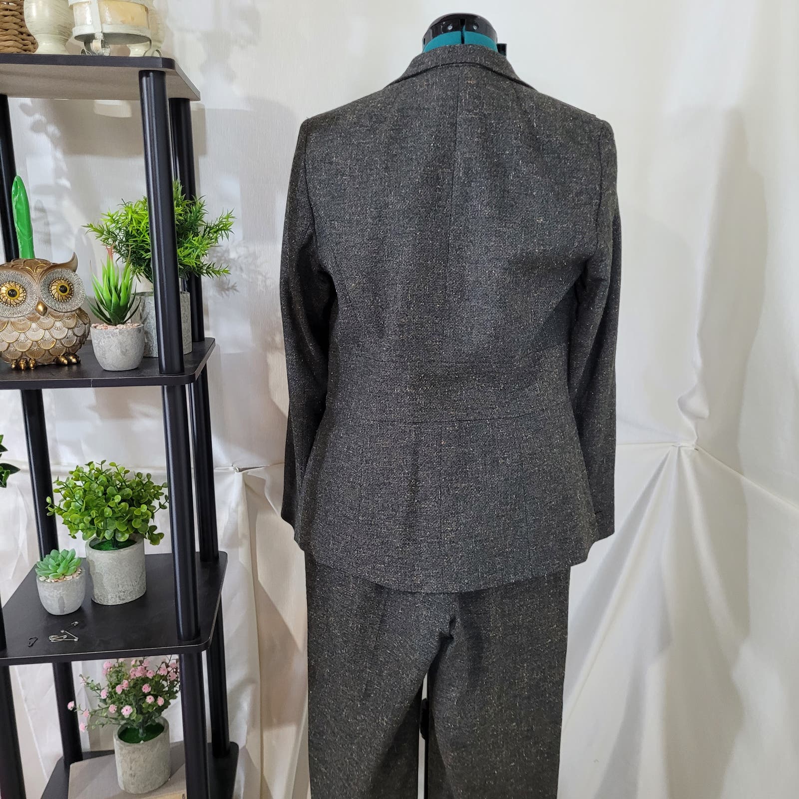 Eccoci 2 Piece Pant Suit - Size 8