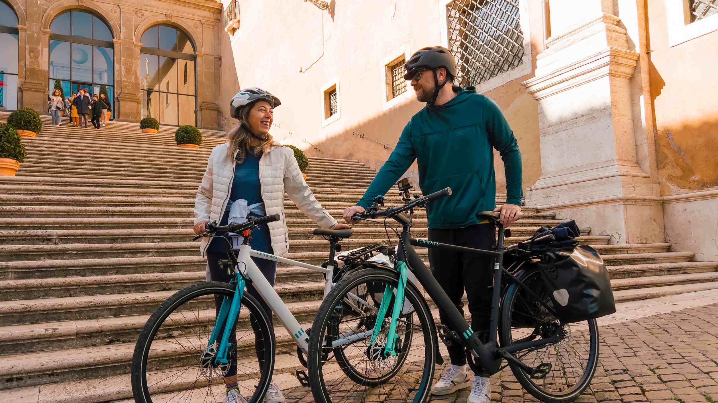 Tenways_ebike couple