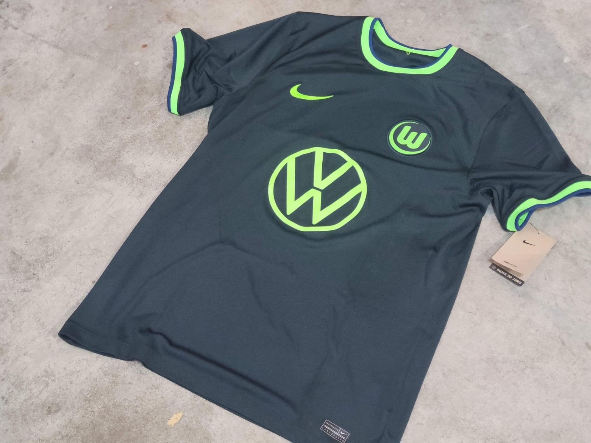 Nike Wolfsburg VFL Dark Green/Neon Soccer Jersey DJ7691-365 Men size L