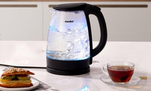 Making mulled wine with Comfee electric tea kettle