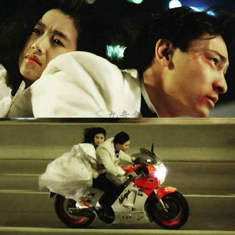 黑膠唱片歌單介紹 《天若有情》是陳木勝導演，劉德華、吳倩蓮主演電影《天若有情》的原聲帶，共收錄4首歌曲，其中同名主題曲《天若有情》由中國香港女歌手袁鳳瑛演唱，另三首插曲《灰色軌跡》、《未曾後悔》、《是錯也再不分》由中國香港搖滾樂隊Beyond成員黃家駒、黃貫中、黃家強各演唱一首。