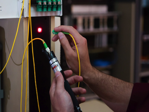 fiber optic visual fault locator